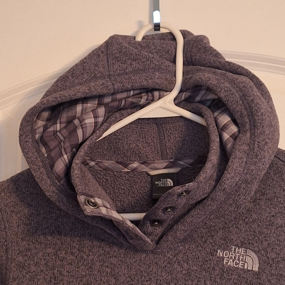 The North Face Heathered Purple Hoodie - Picture 4 of 8